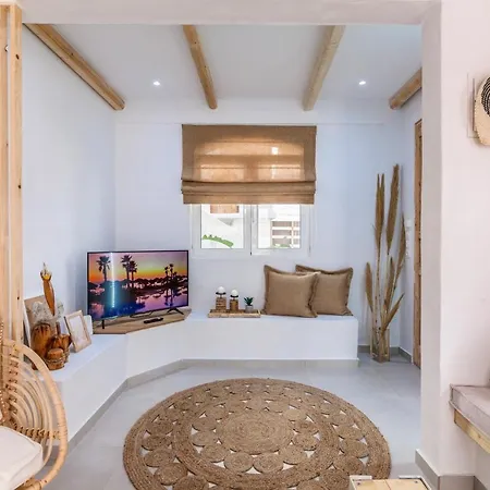 Apartment Idalia Stylish With Hot Tub