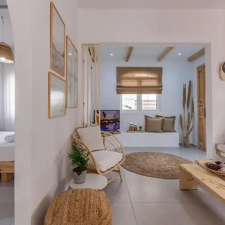 Idalia Stylish With Hot Tub Apartment Gouves